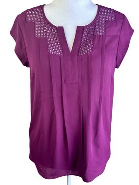 Daniel Rainn Plum Short-Sleeve Split-Neck Blouse Size M